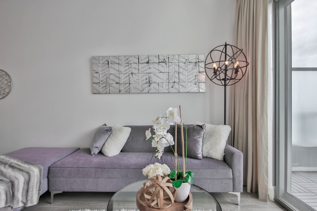 Photo Copper Fabric Living Room Table Lamp